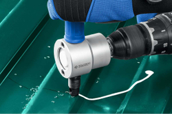 Насадка-ножницы для реза листового металла, на карточке СВЕРЧОК ЗУБР 23293