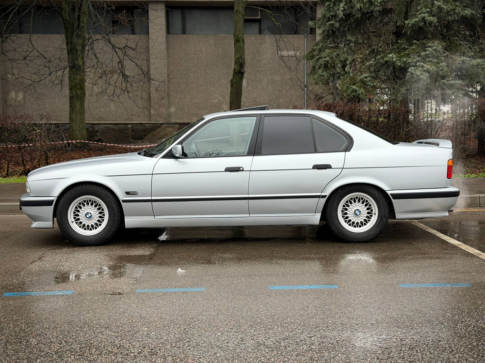 BMW 525i