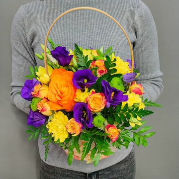 Авторская композиция в корзине