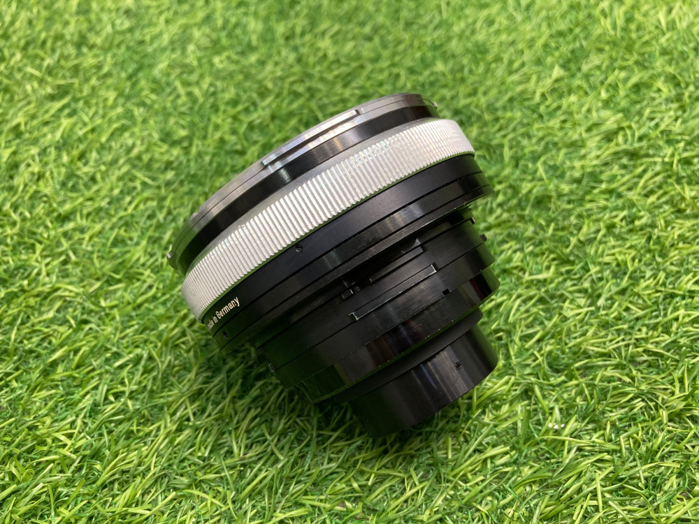 Planar 80mm 2.8 Rollei-HFT (SL66)