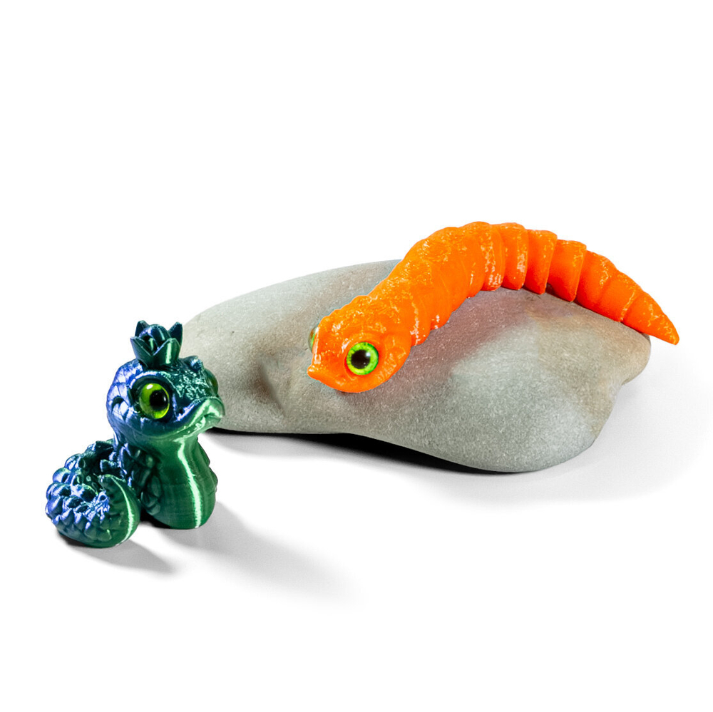 Набор фигурок змей: в короне и подвижная змея талисман оранжевая