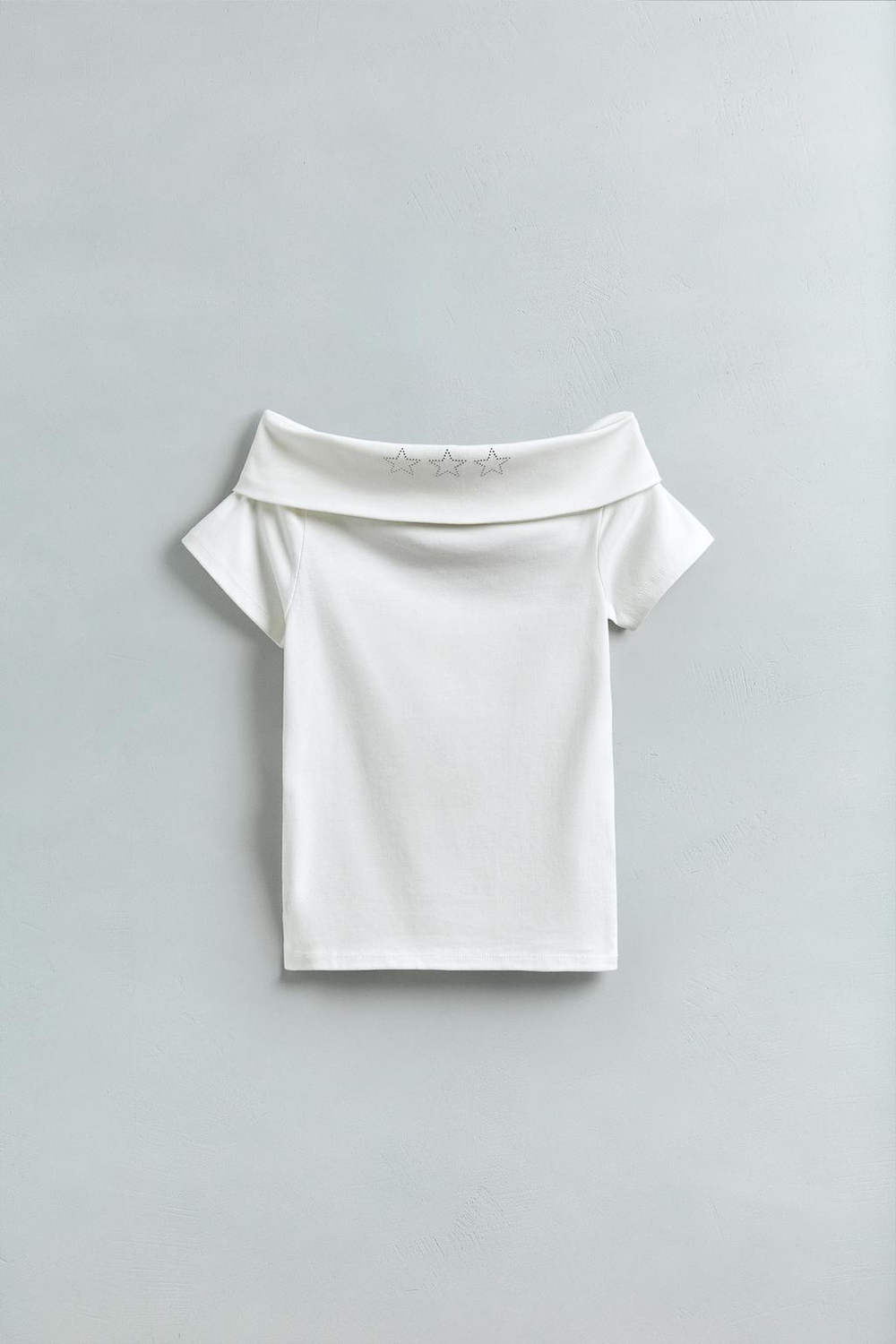 ZARA ТОП С ОТКРЫТЫМИ ПЛЕЧАМИ И ЗАКЛЕПКАМИ, БЕЛЫЙ