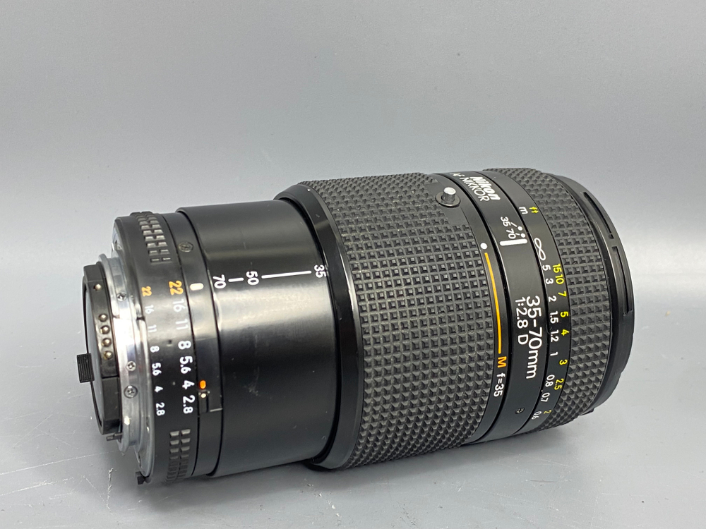 Nikon AF Nikkor 35-70mm 2.8D