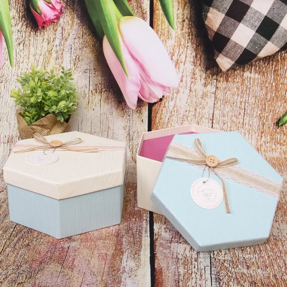 Коробка подарочная «Для тебя» 19*16,5*8,5 см, белый/голубой