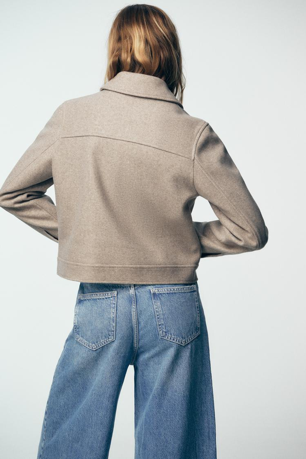 ZARA КУРТКА ИЗ МЯГКОЙ ТКАНИ НА МОЛНИИ, БЕЖЕВЫЙ