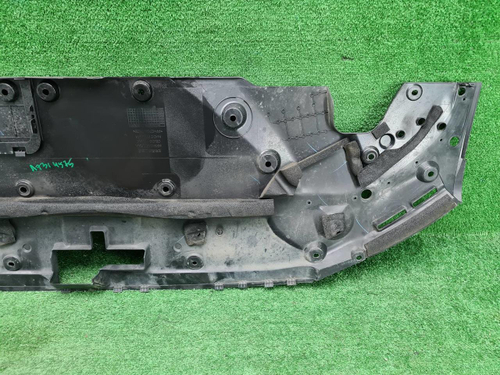 Кожух замка капота Tank 500 (2021-н.в.)