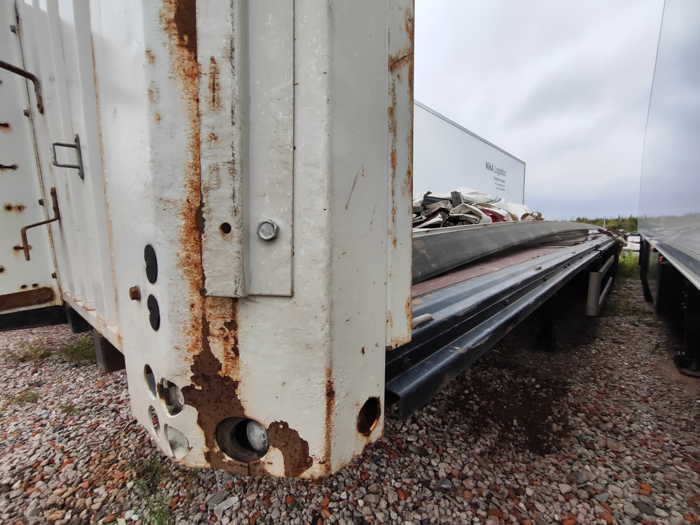Туймазинский завод автобетоновозов 5885* Полуприцеп шторный 588510