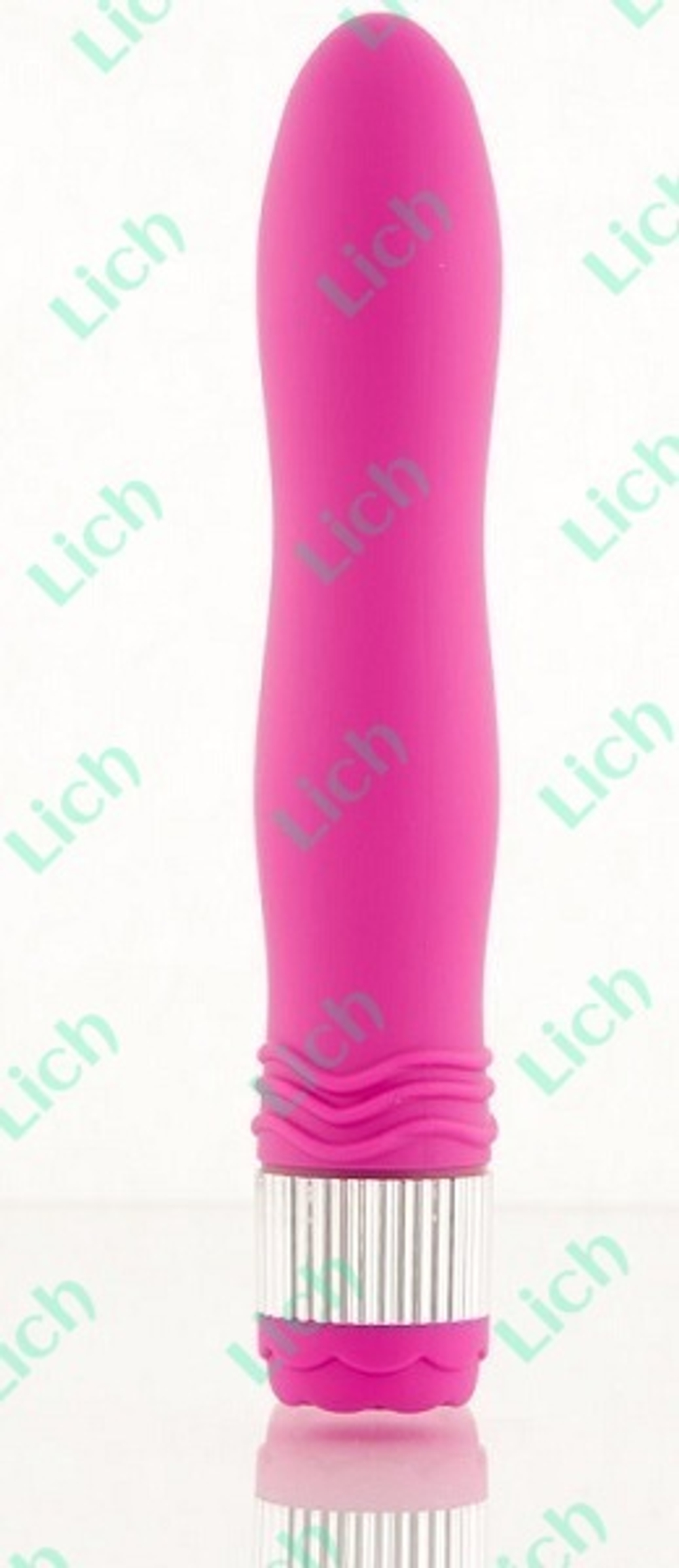 Фиолетовый водонепроницаемый вибратор 21,5 см.