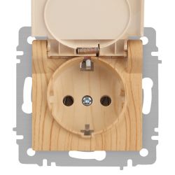 Розетка Intro Accent 6-203-11 2P+E Schuko с крышкой, 16А-250В, IP20, СУ, AL/CU, сосна | Intro
