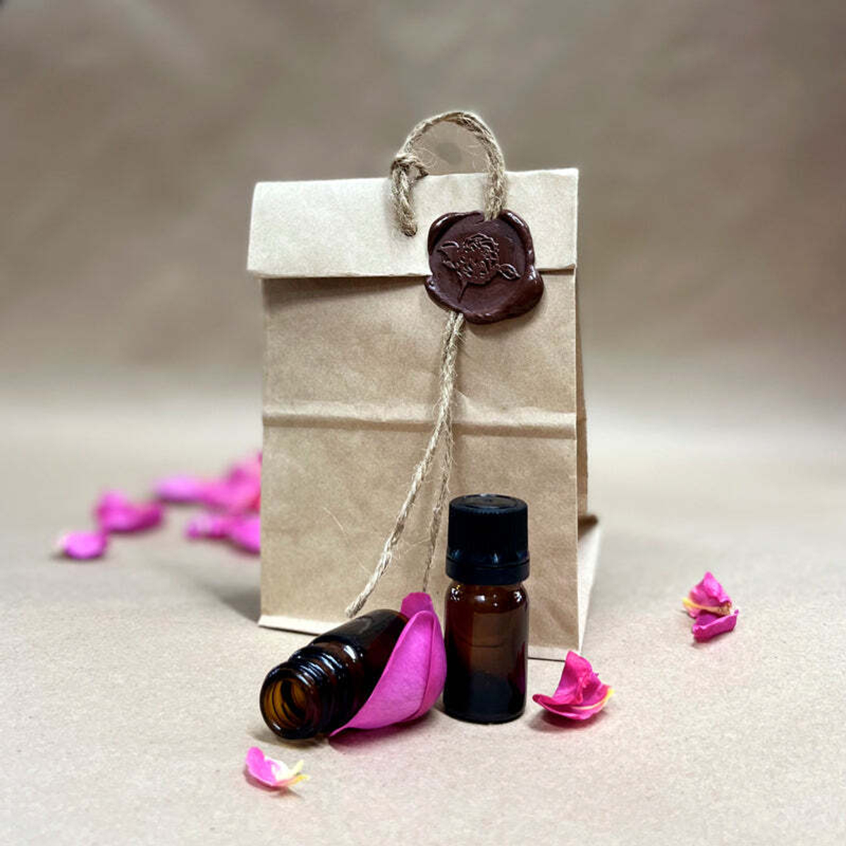 ❤️ Роза дамасская (Rosa × damascena) — эфирное масло — 25 дней ухода за лицом — в день всех влюблённых у Феи