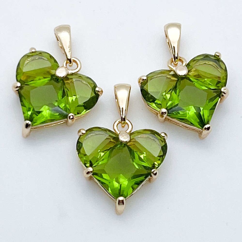 Подвеска Сердце, цвет золото+оливковый, размер 14*14 мм, цена за 1 шт