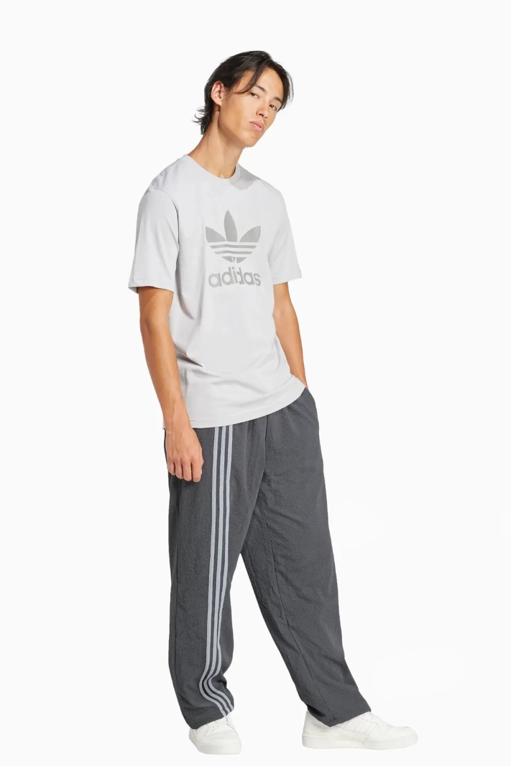 Футболка adidas Adicolor Trefoil - серый