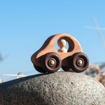 Деревянная машинка с пассажиром Леснушки