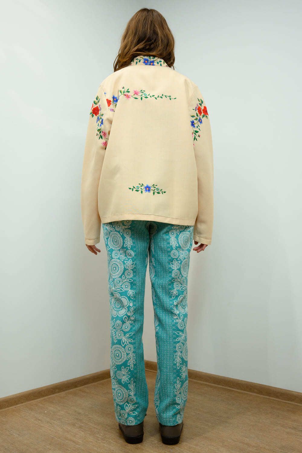 Рубашка Soeurs Расшитая Садовыми Цветами бежевая