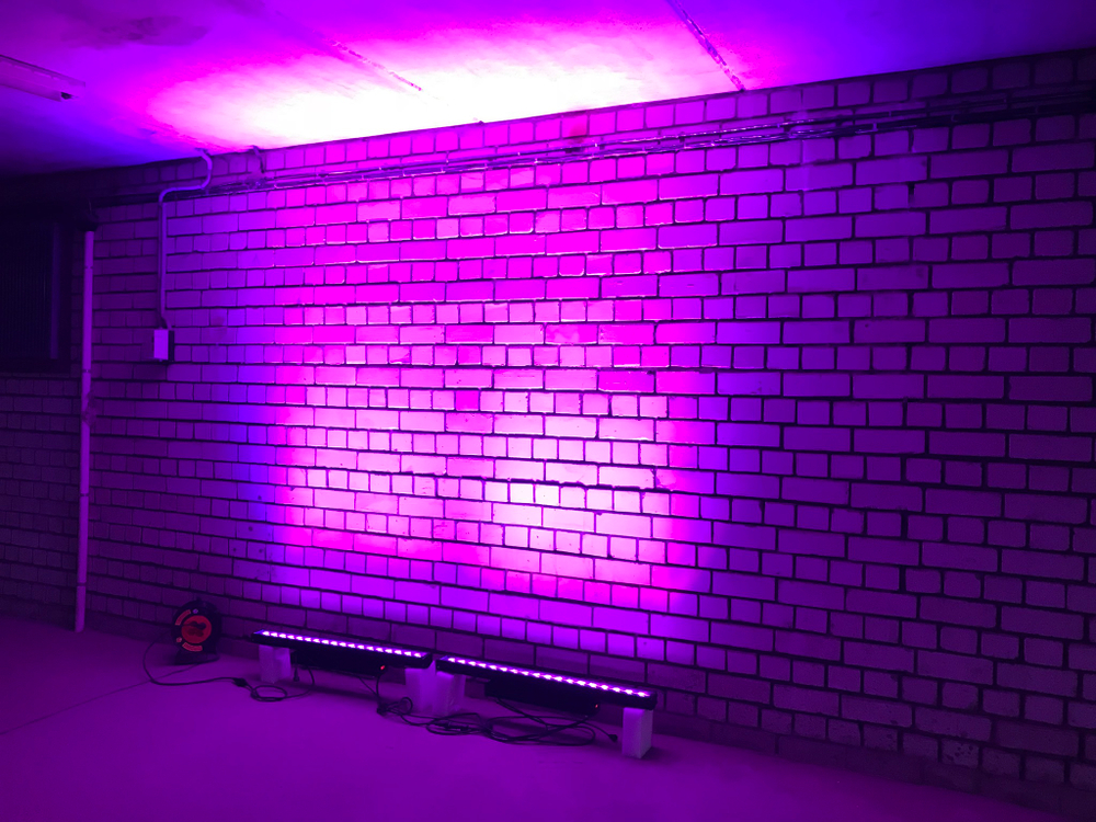 Прожектор линейного типа PL Led bar 18*18w (RGBWA+UV, ip65)