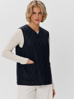 Легкий стеганый жилет с накладными карманами