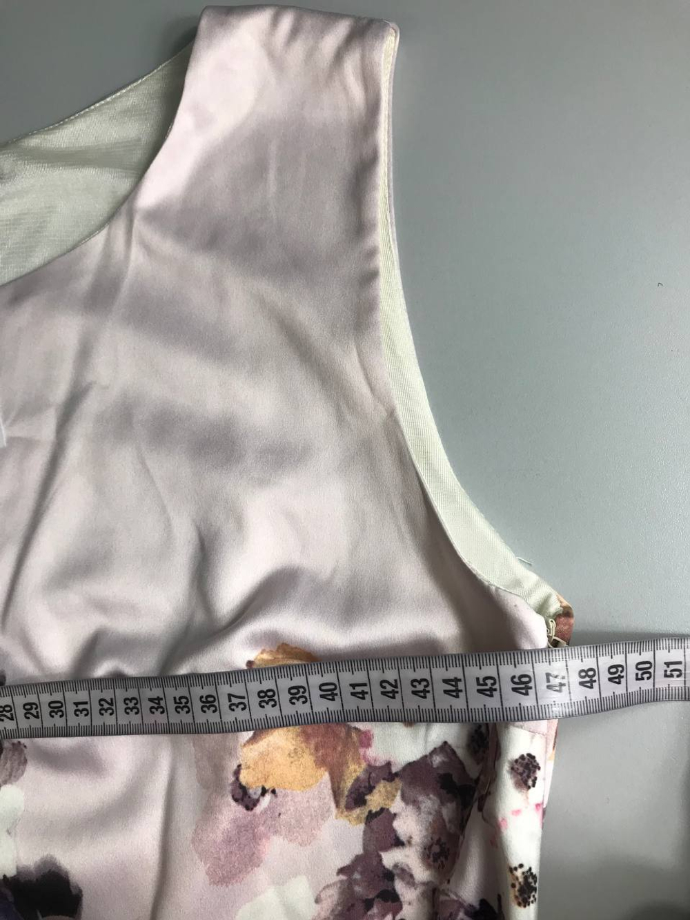 Платье Zolla для нежного образа, маркировка L, визуально на 46/48 размер