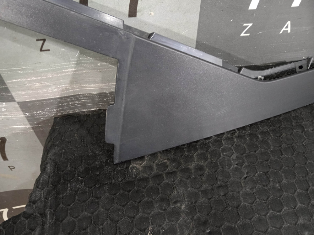 Накладка стойки двери задней левой Haval Jolion 21-нв Б/У Оригинал 6201330XST01A