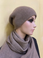 Шапка женская.