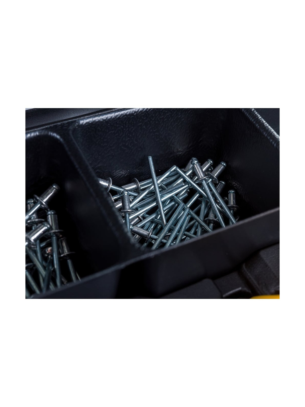 Литой ручной заклепочник Inforce в кейсе, с набором заклепок 2.4-4.8 мм 06-14-101