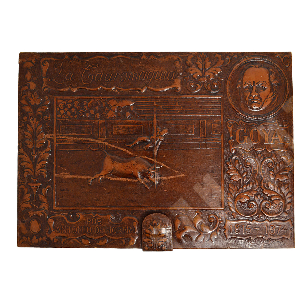 [Офорты Франсиско Гойи] Антонио де Орна. Папка из кожи «Тавромахия (Бой быков)». Кожа