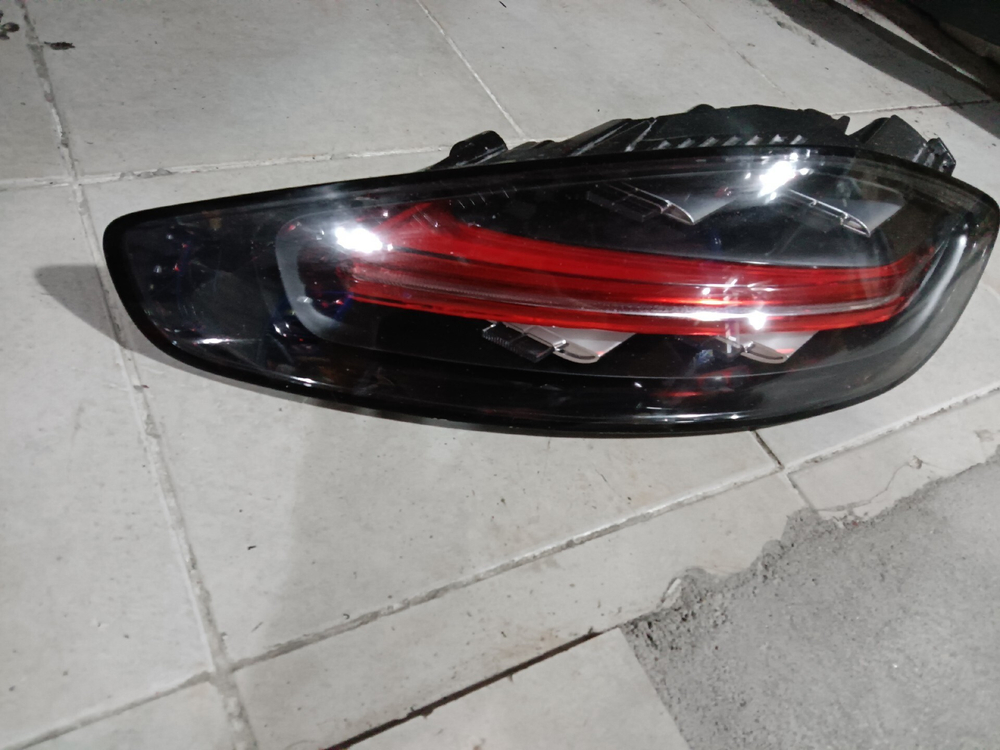 Оригинальные задние фонари Porsche 718/981/992/982/997/991