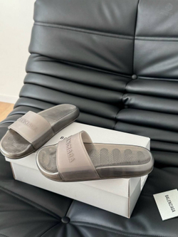 Шлепанцы Balenciaga