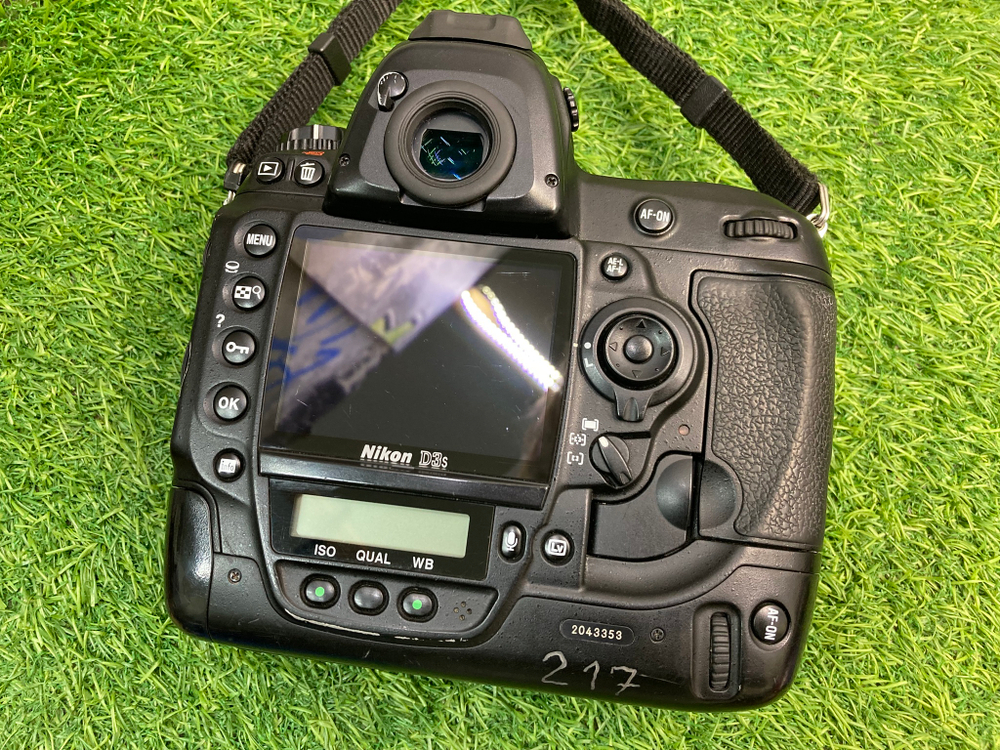Nikon D3s 107.100 кадров