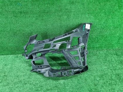 Кронштейн переднего бампера левый Mercedes C w205 (2018-2023) AMG