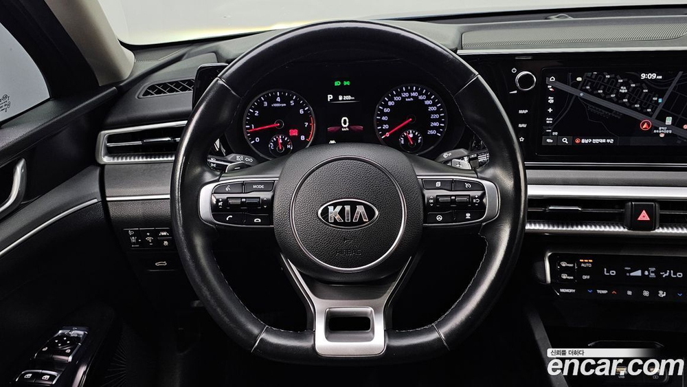 Kia K5 (Optima) 3 Generation 1.6 Turbo (04.2020)