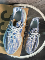 Кроссовки Adidas