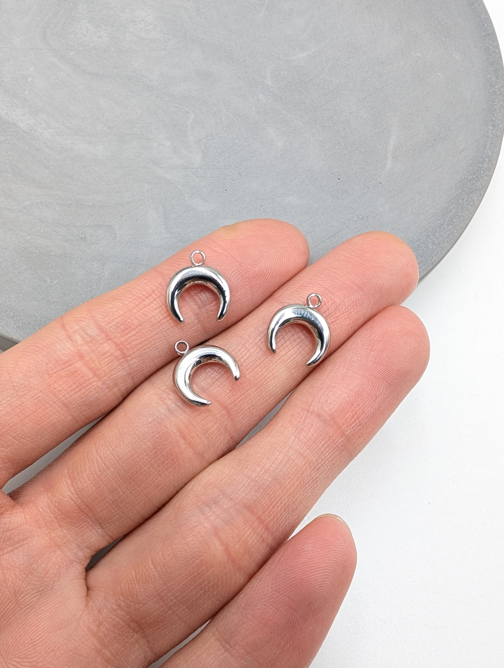 Подвеска лунница 10.3*8мм