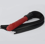 Черная плеть с красной ручкой-фаллоимитатором - 65 см. (Цвет: черный с красным)