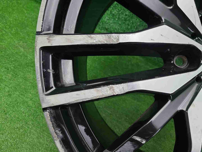 Диск литой R22 BMW X5 G05 (18-нв) 742 стиль перед