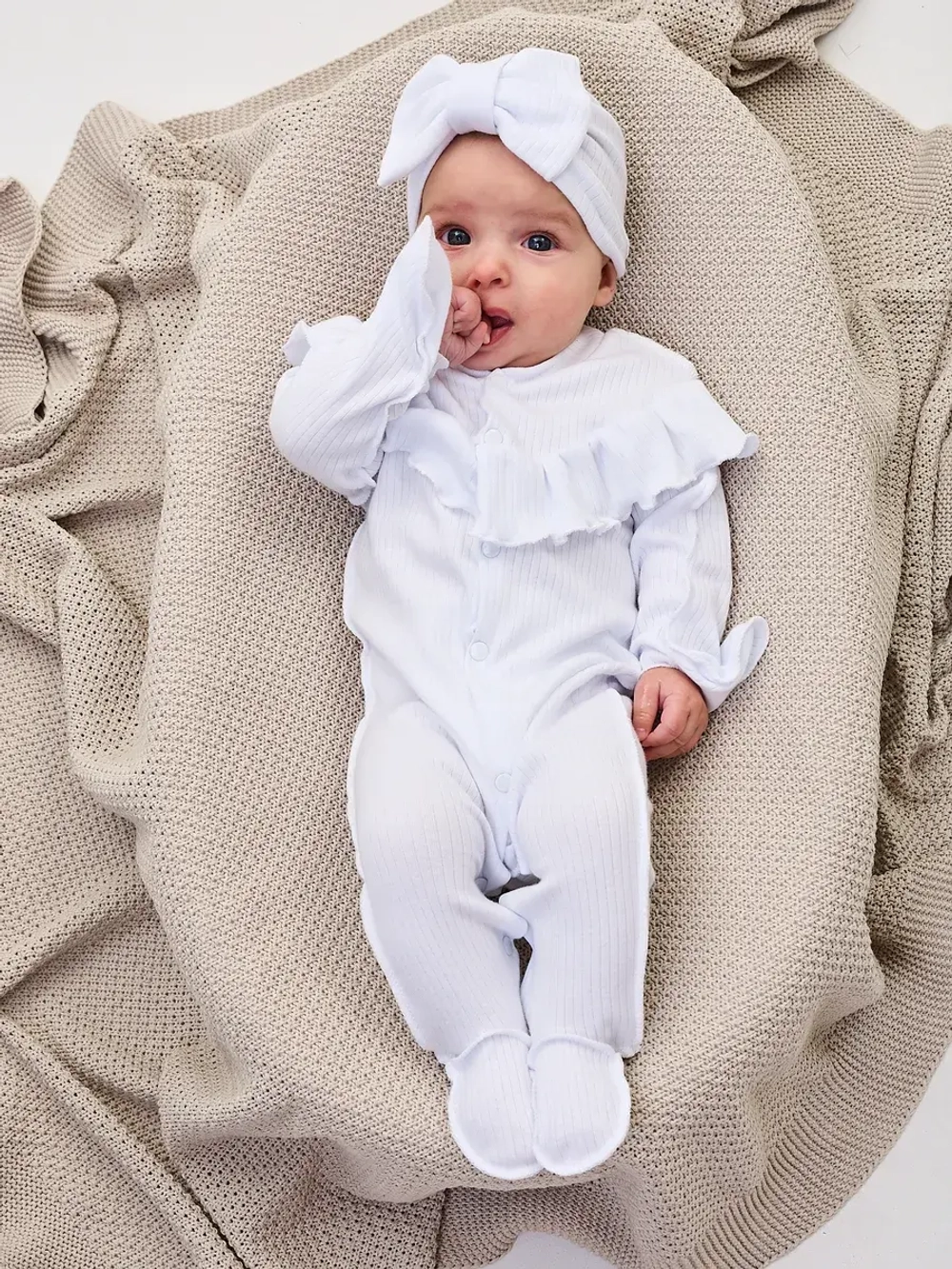 Комбинезон на выписку для новорожденного