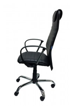 Кресло Страйк спинка к/з перф.чер, подгол.к/з черн,сид.к/з перф.чер,бок к/з черн. Лапласт