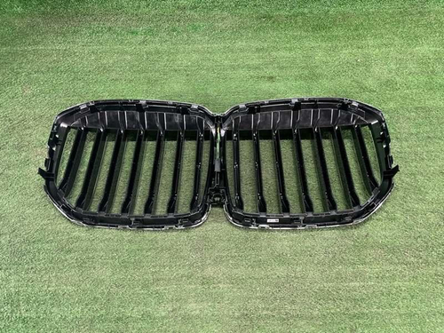 Решетка радиатора BMW X7 G07 (2019-2022)