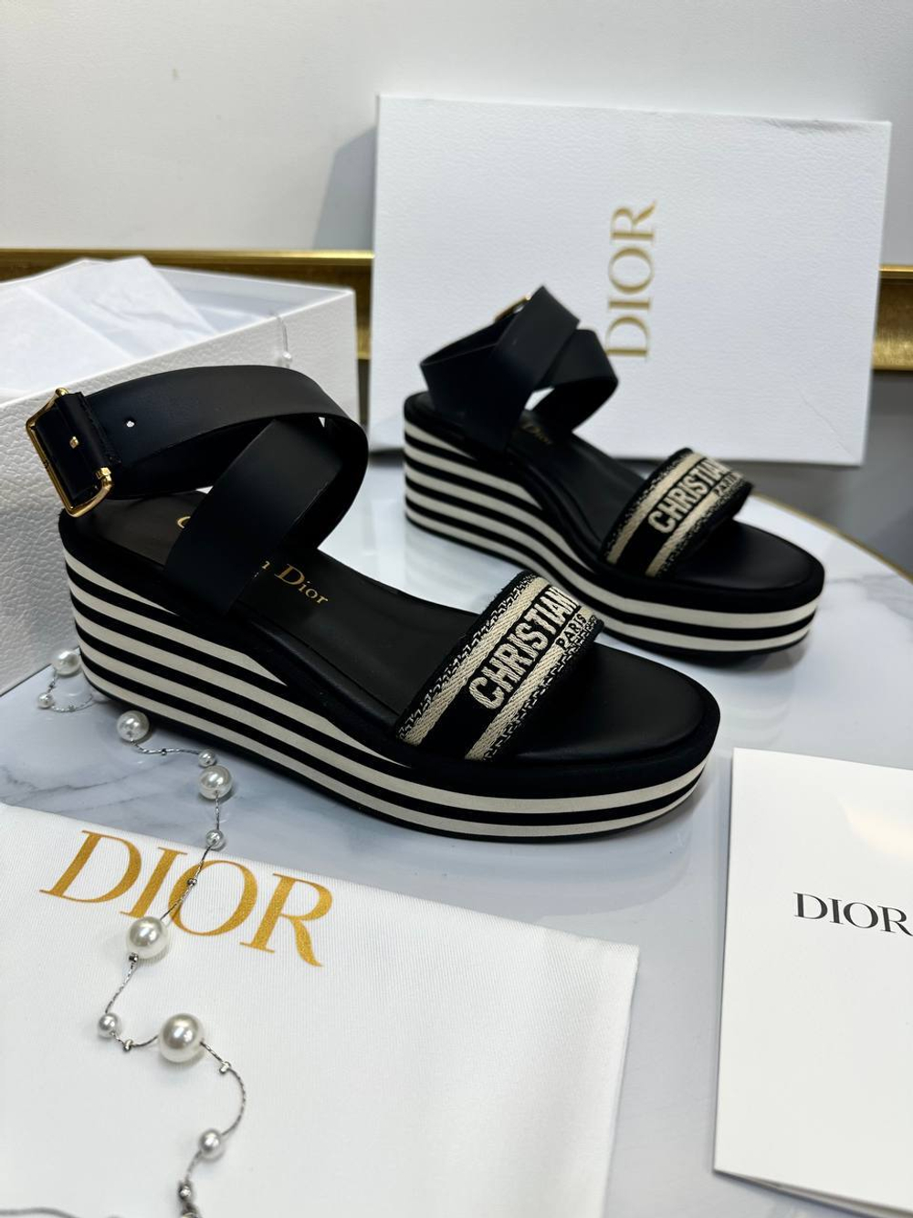 Босоножки Christian Dior