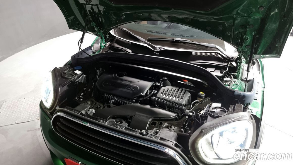 Mini Cooper Countryman Basic (06.2020)
