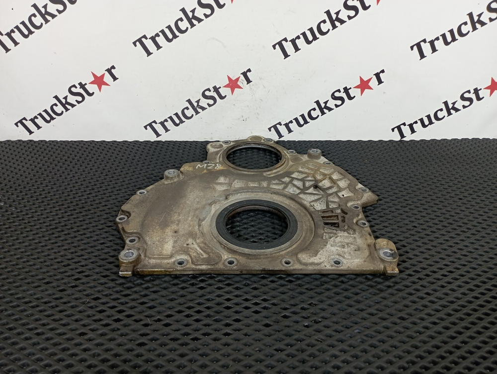 Крышка плиты двигателя 2021г.