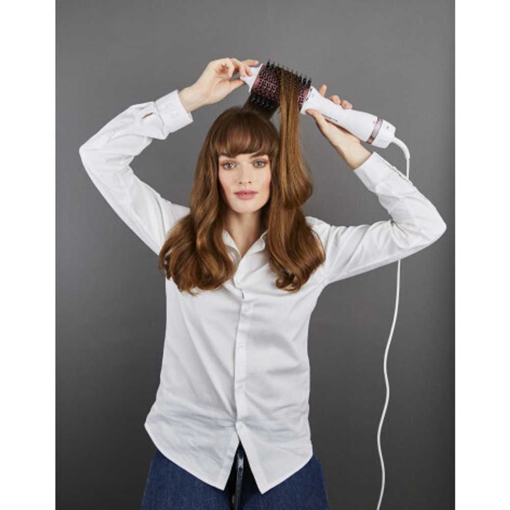 Фен-щетка Rowenta Volumizer CF6135F0
