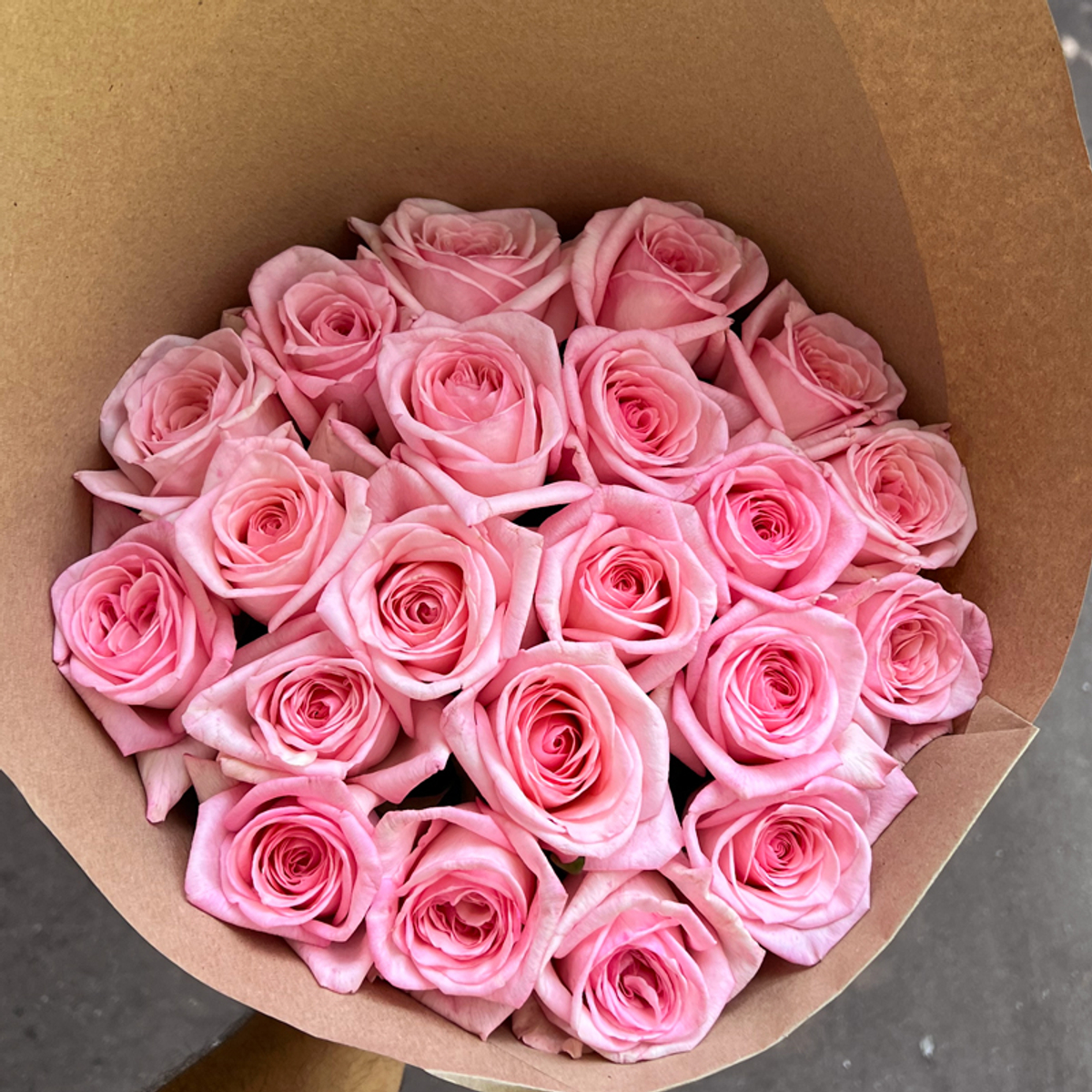 букетики Пинк О'Хара (Pink O'Hara) — 21 роза на 40 см