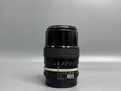 Nikon Nikkor 135mm f/3.5