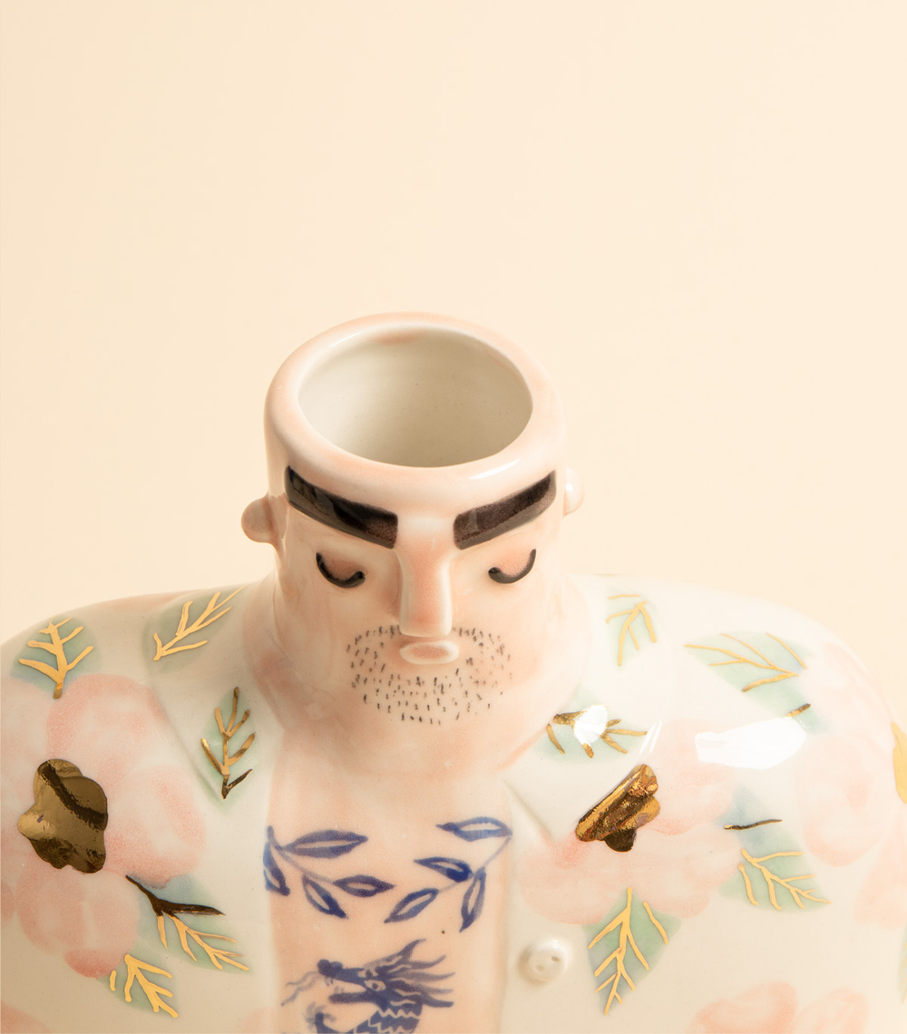 Ваза – Мужчина в красной шапочке | ВАЗАНЕВАЗА