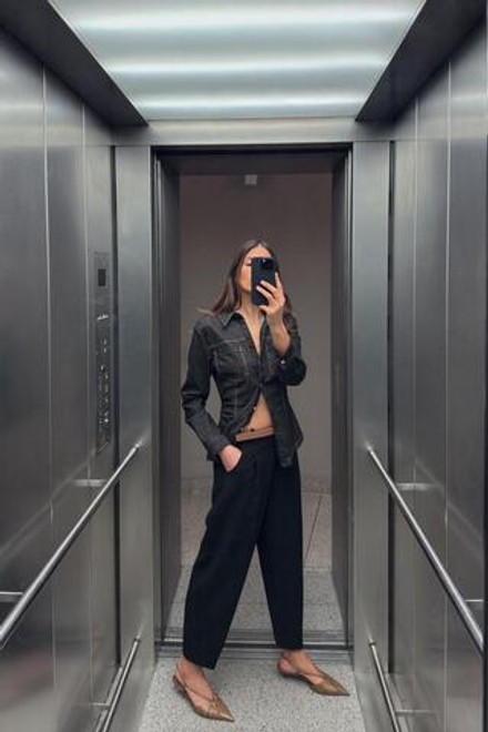 ZARA БРЮКИ С ЗАЩИПАМИ И РЕМНЕМ, ЧЕРНЫЙ