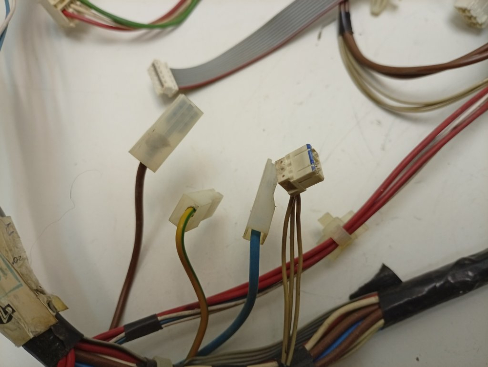 GOY1054L кт48 Комплект проводов для стиральной машины Candy GOY1054L б/у