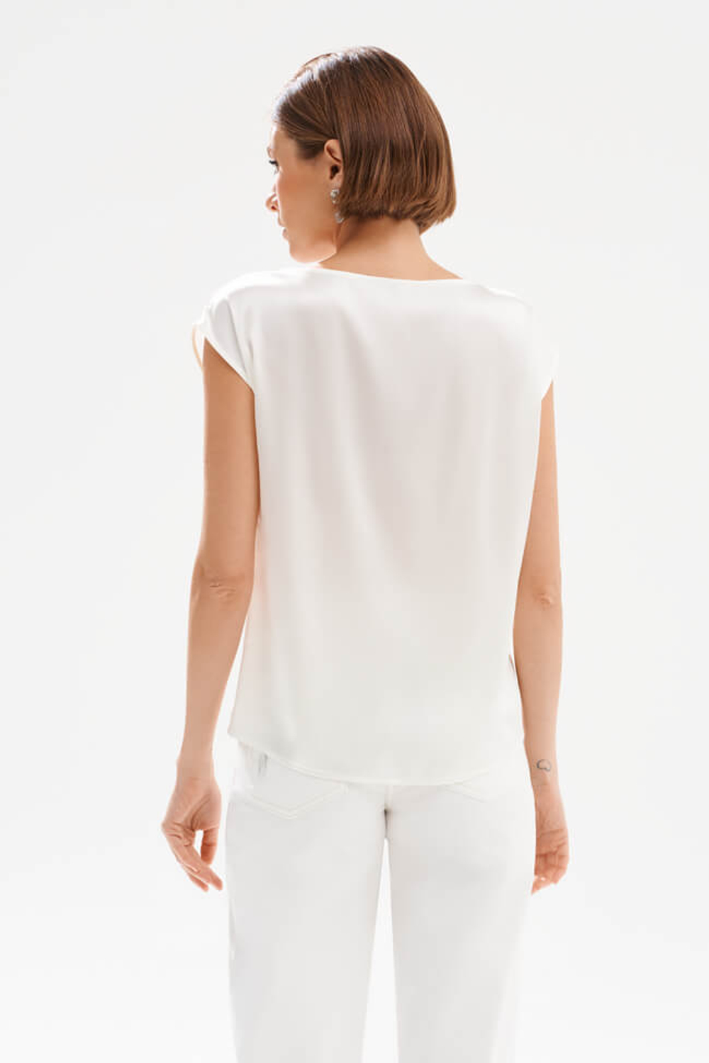 23562 Блузка женская (молочный)