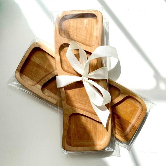 Менажница прямоугольная, береза, 4 секции, 30x12x1,8 см