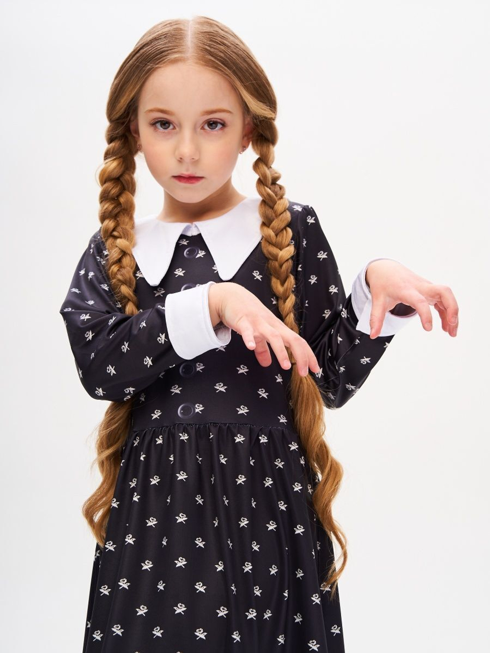 платье из сериала wednesday addams на Хэллоуин