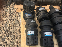 Каток поддерживающий Komatsu PC200-7 HSB